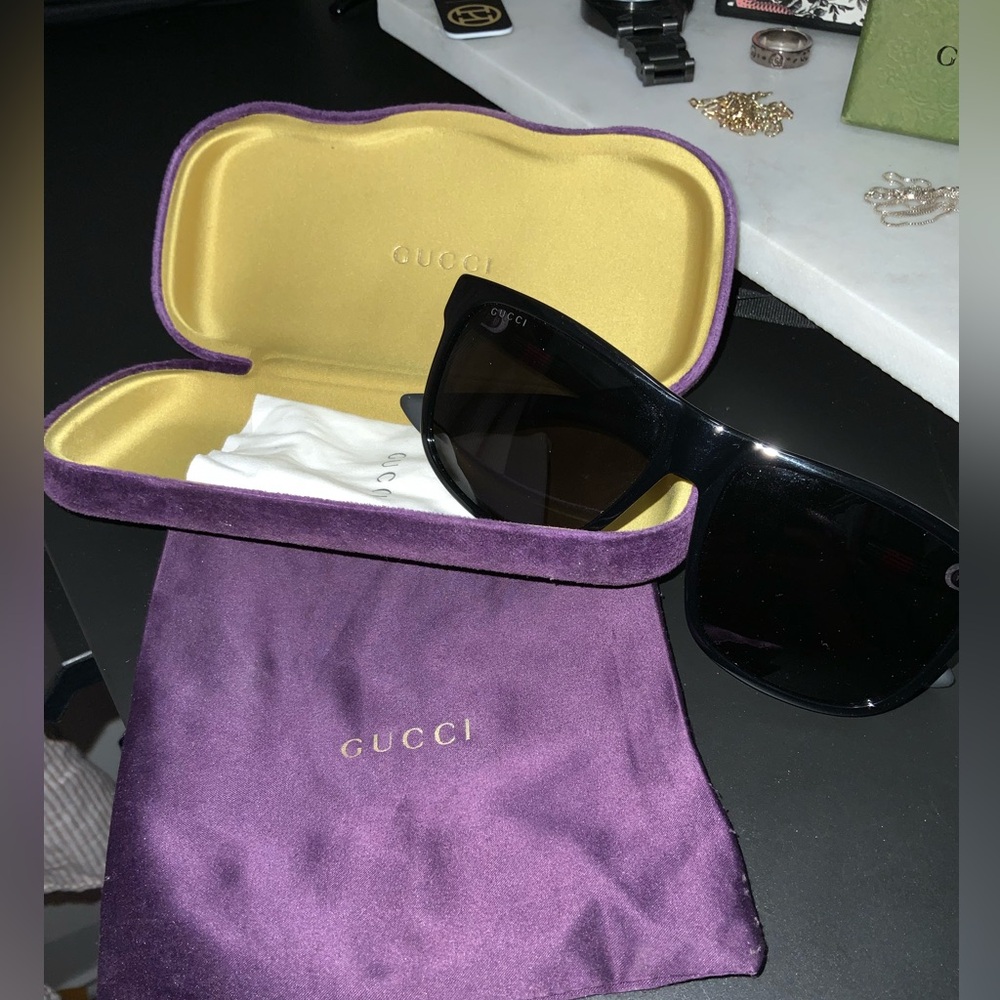 Gucci men sunglasses